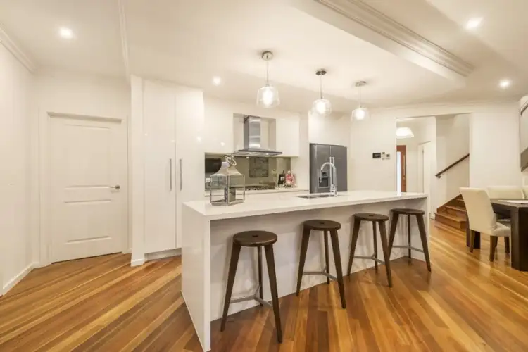 Fourth view of Homely house listing, 2/6 Hamilton Court, Watsonia North VIC 3087