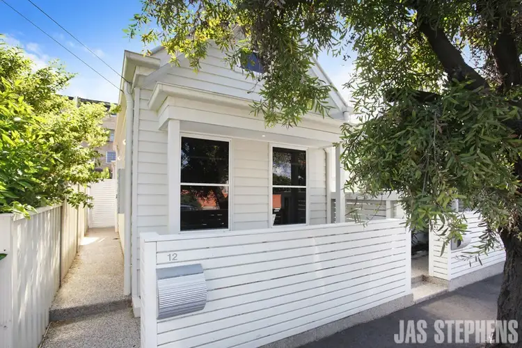 12 Arran Street, Seddon VIC 3011