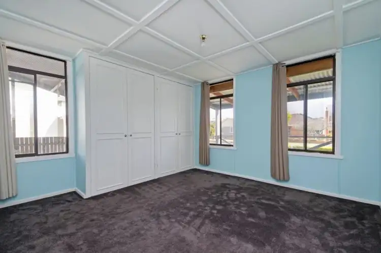 Fifth view of Homely house listing, 10 Osborne Street, Traralgon VIC 3844