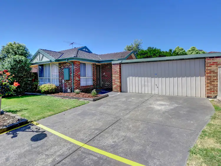 16 Hilltop Mews, Frankston VIC 3199