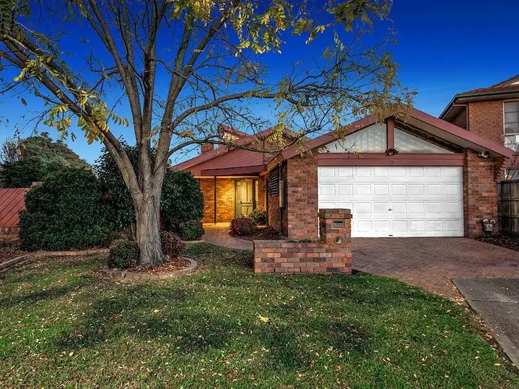 13 Constellation Court, Taylors Lakes VIC 3038