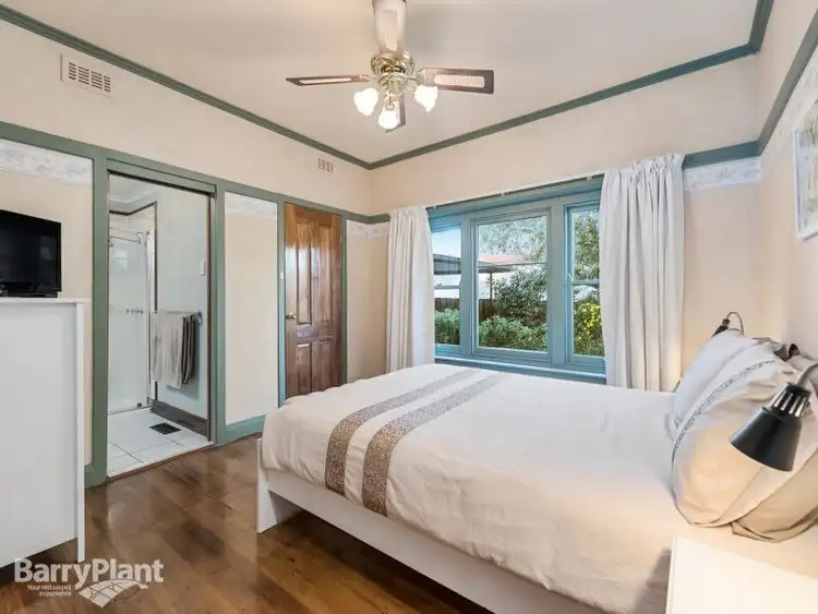 Fourth view of Homely unit listing, 1/37 Cypress Avenue, Boronia VIC 3155
