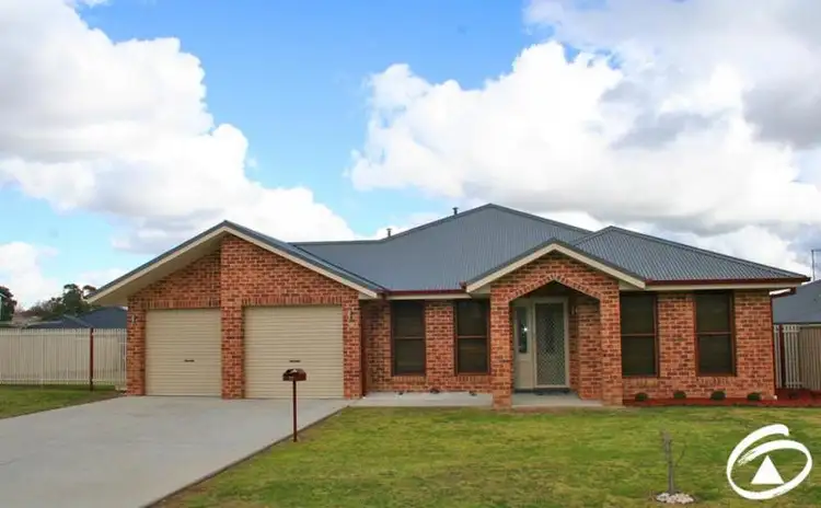10 Brock Place, Orange NSW 2800