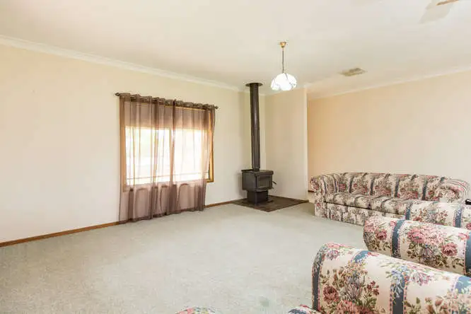 Fifth view of Homely house listing, 3011 Benetook Avenue, Mildura VIC 3500