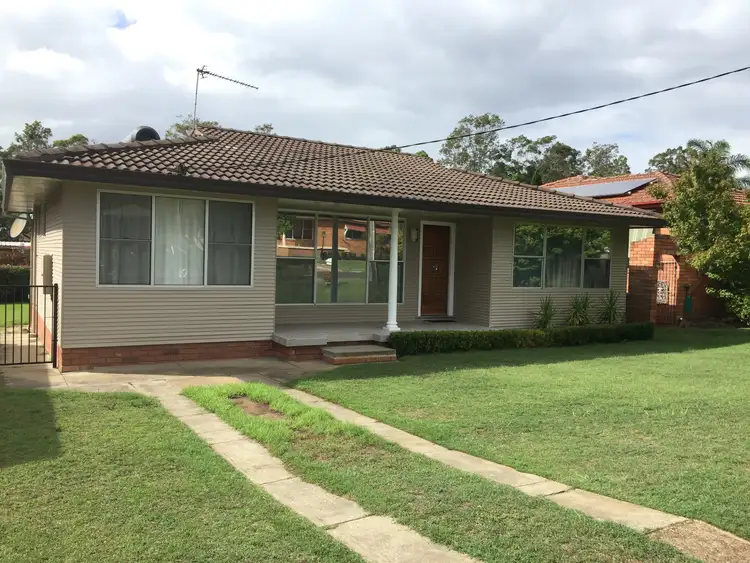 24 Perth Avenue, East Maitland NSW 2323