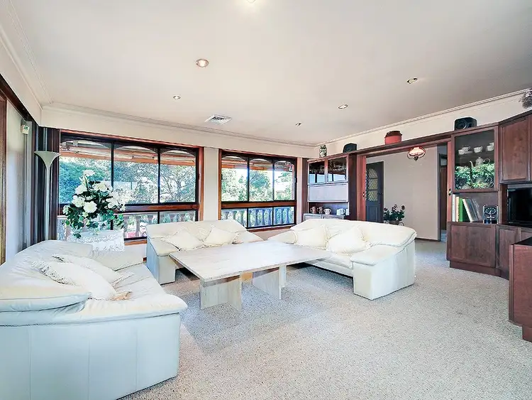 Second view of Homely house listing, 8 Nevis Court, Vermont South VIC 3133