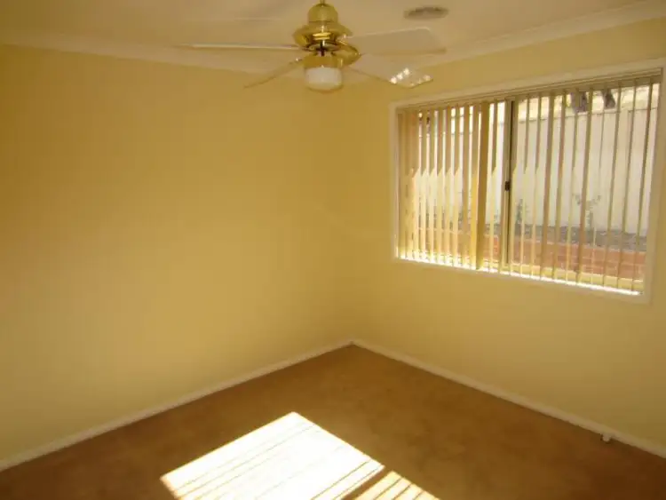 Seventh view of Homely house listing, 16 Ivy Lea Place, Goulburn NSW 2580