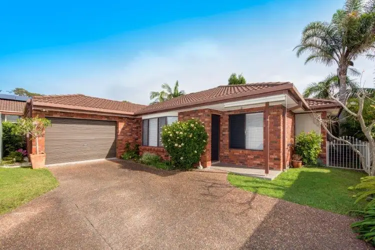 58A Park Avenue, Caves Beach NSW 2281