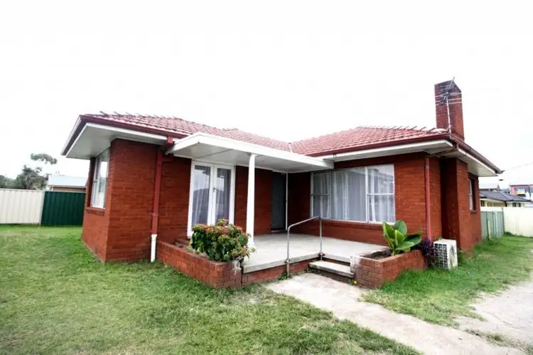 15 Railway Street, Kurri Kurri NSW 2327