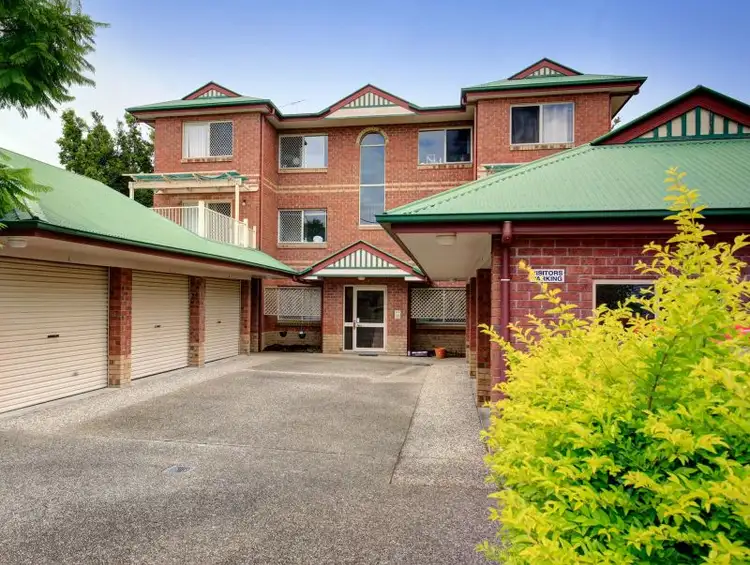 Main view of Homely unit listing, 2/48 Victoria Terrace, Annerley QLD 4103