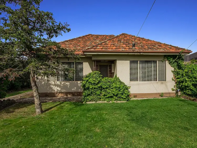 14 Leslie Street, St Albans VIC 3021