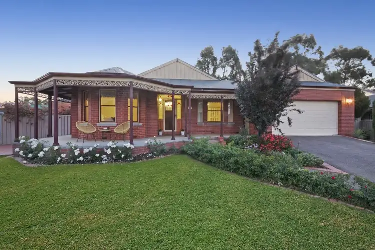 5 Elliott Court, Eaglehawk VIC 3556