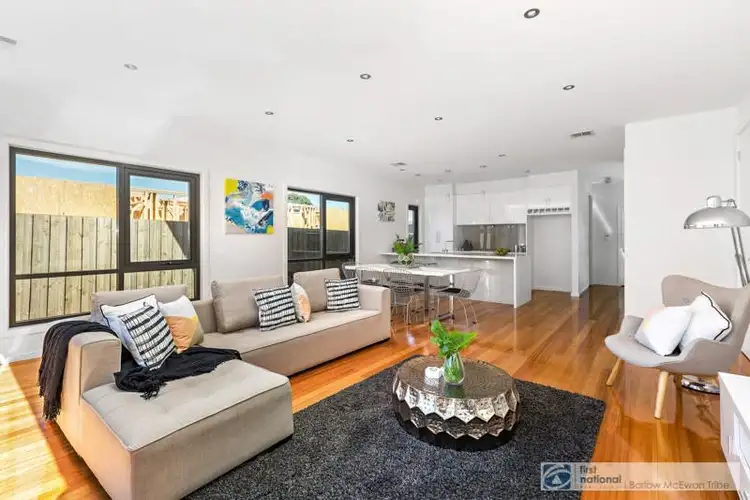 4/10 Romawi Street, Altona VIC 3018