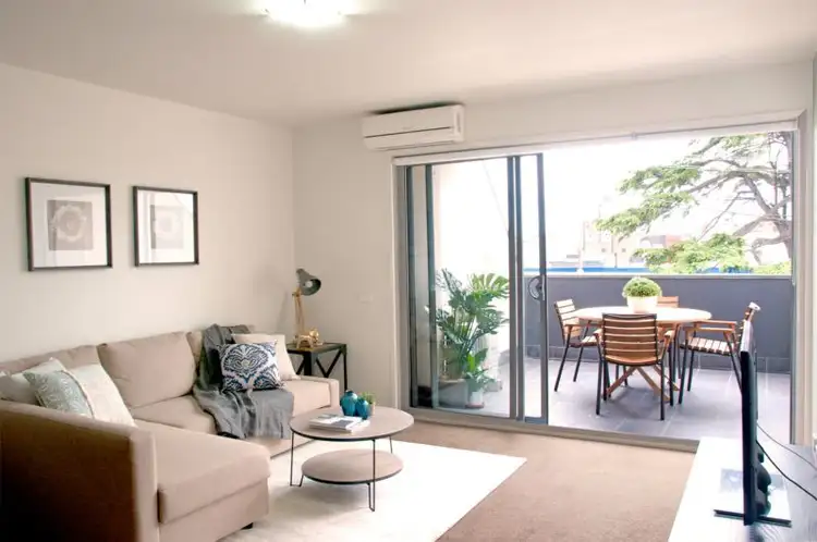 Fifth view of Homely apartment listing, 1/10 Woorayl Street, Carnegie VIC 3163