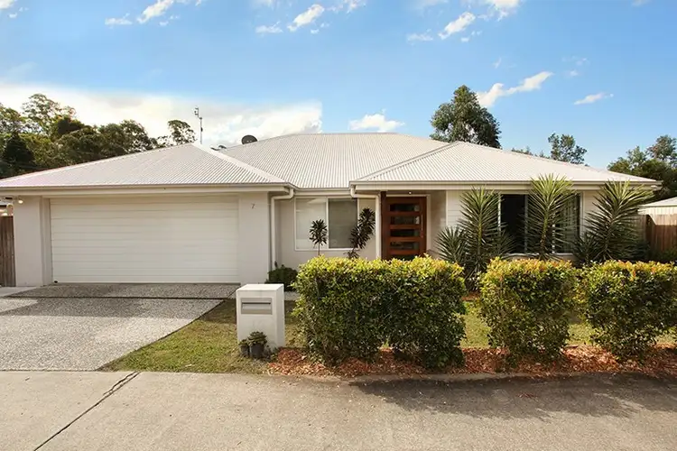 7 Wallace Close, Coes Creek QLD 4560
