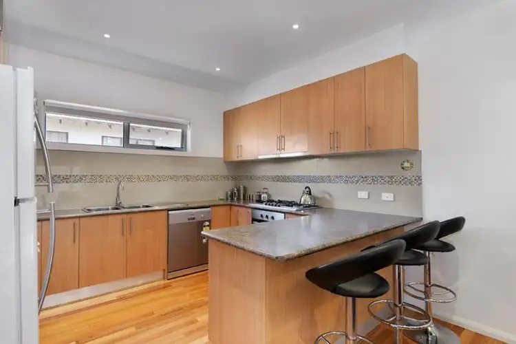 Fourth view of Homely unit listing, 3/3 Reginald Court, Broadmeadows VIC 3047