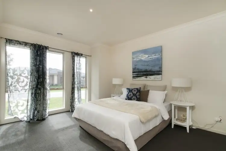 Fifth view of Homely house listing, 25 Nagle Drive, Sandhurst VIC 3977