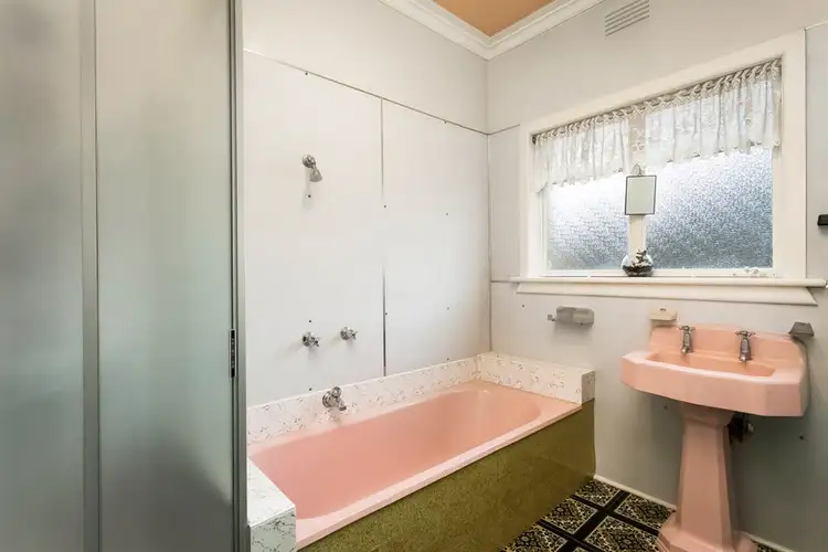 Sixth view of Homely house listing, 10 The Boulevard, Pascoe Vale South VIC 3044