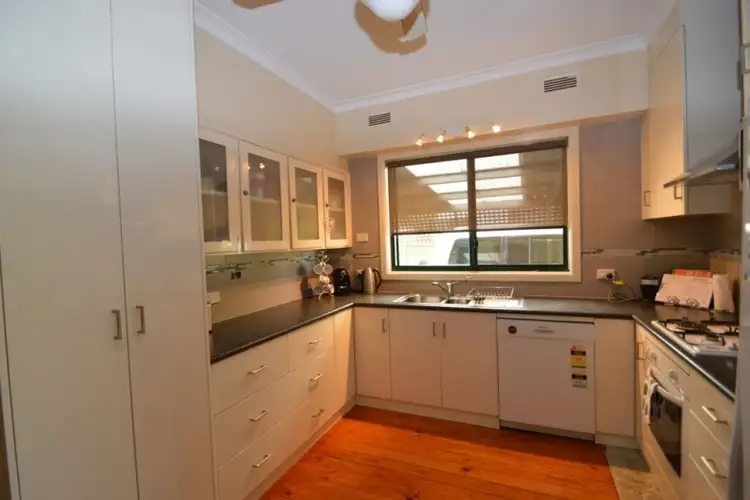 Fourth view of Homely house listing, 11 Omeara Street, Wangaratta VIC 3677