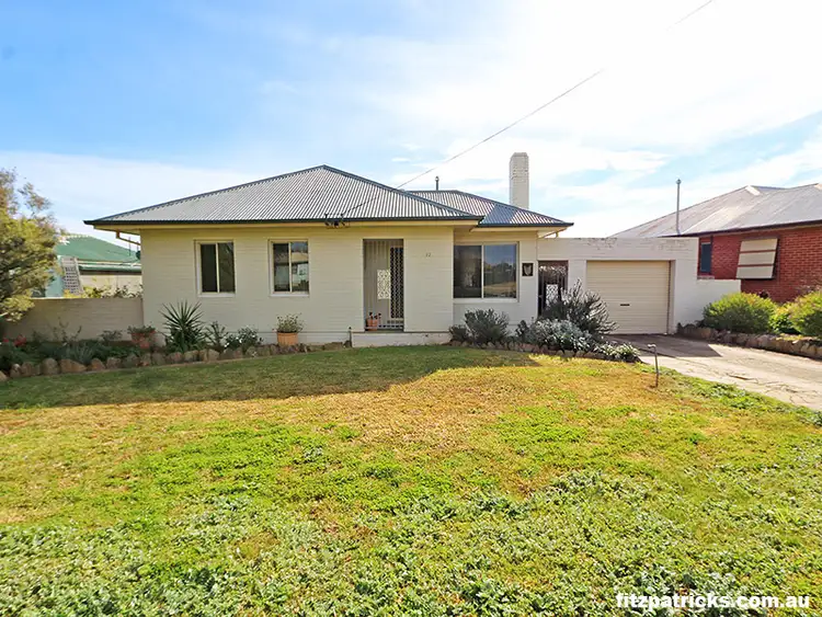 87 Bolger Avenue, Mount Austin NSW 2650