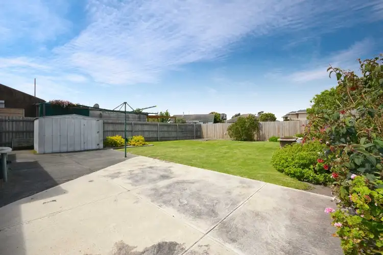 Fifth view of Homely house listing, 8 Apollo Crescent, Dallas VIC 3047