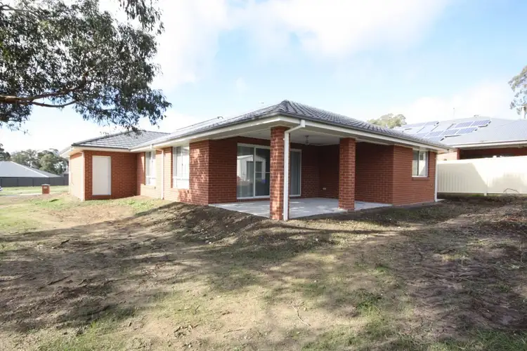 Sixth view of Homely house listing, 4 Banksia Court, Beaufort VIC 3373