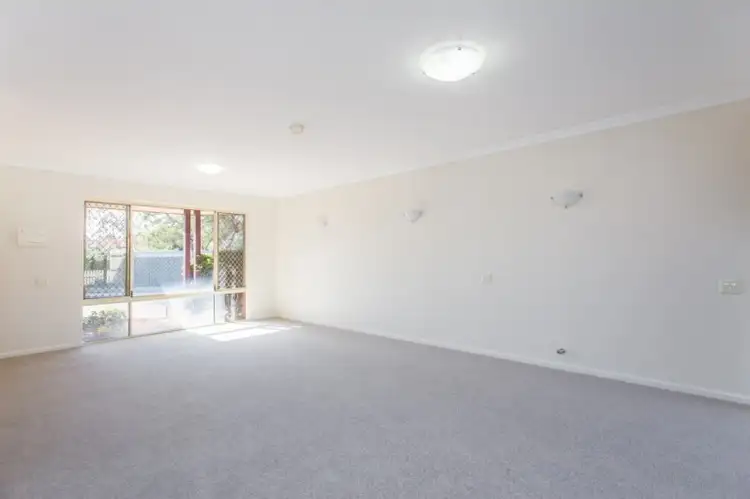 Sixth view of Homely villa listing, 8/36 Margaret Hubery Village Fifth Avenue, Rossmoyne WA 6148