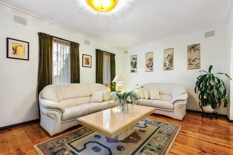 Second view of Homely house listing, 5 Roycliff Court, Box Hill North VIC 3129