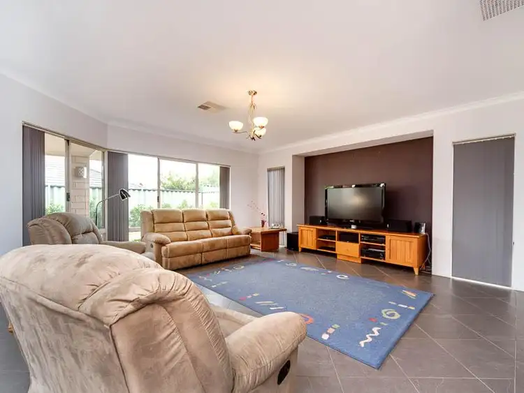 Seventh view of Homely house listing, 7 Augustus Court, Aubin Grove WA 6164