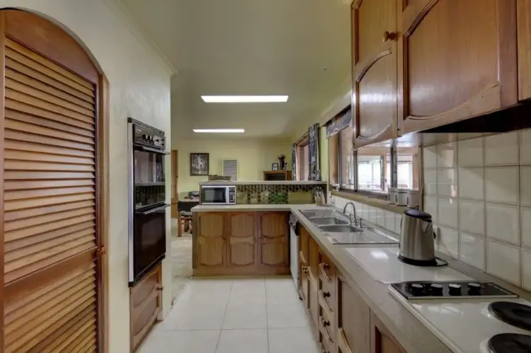 Sixth view of Homely house listing, 19 Johnstone Street, Warrnambool VIC 3280