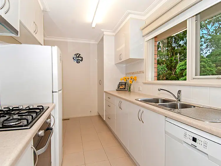 Fourth view of Homely unit listing, 1/109 Blackburn Road, Blackburn VIC 3130
