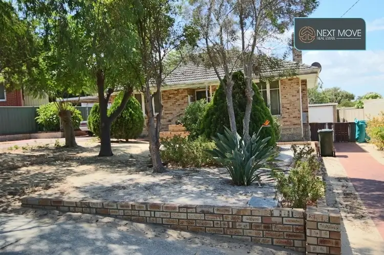 11 Winnacott Street, Willagee WA 6156