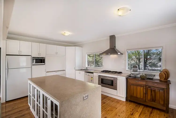 7 Lindan Court, Cabarlah QLD 4352