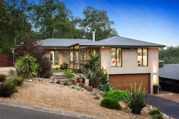 Main view of Homely house listing, 5 Balmoral Circuit, Eltham VIC 3095