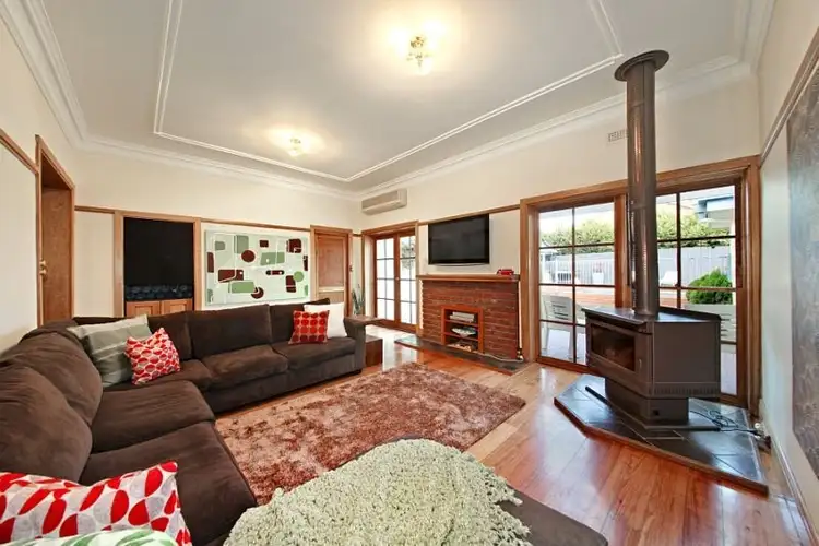 Fifth view of Homely house listing, 34 Murrumbeena Crescent, Murrumbeena VIC 3163