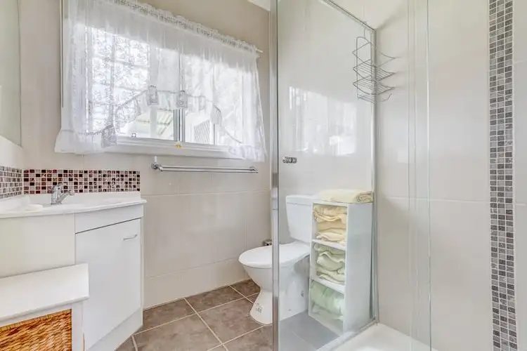 Fifth view of Homely house listing, 6 Graham Street, Kangaroo Flat VIC 3555
