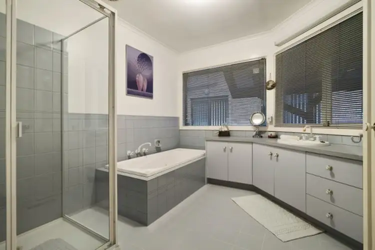 Sixth view of Homely house listing, 19 Dorrington Court, Bundoora VIC 3083