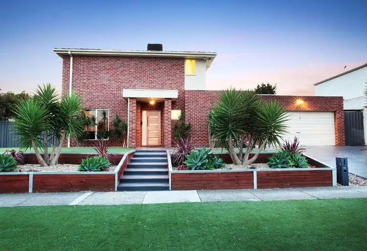 62 Arncliffe Boulevard, Greenvale VIC 3059