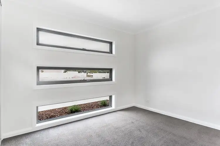 Sixth view of Homely house listing, 4/18 Market Garden Circuit, Epsom VIC 3551
