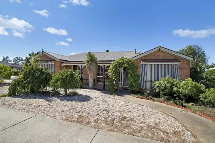 19 Saxby Drive, Strathfieldsaye VIC 3551