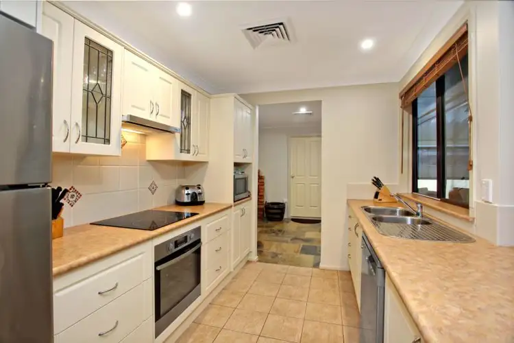 Fifth view of Homely house listing, 33 Dryberry Avenue, St Clair NSW 2759