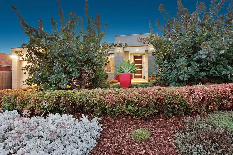 6 Imperia Close, Narre Warren South VIC 3805