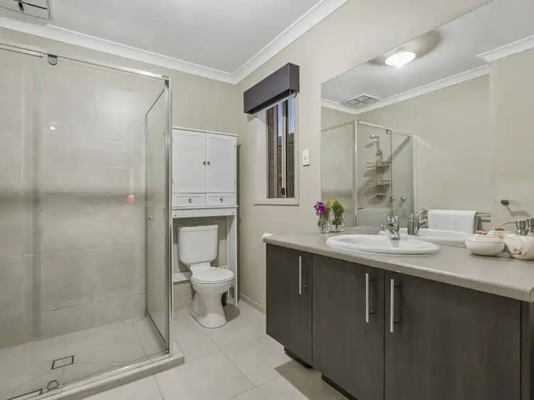 Third view of Homely house listing, 195 Kingsway Drive, Lalor VIC 3075