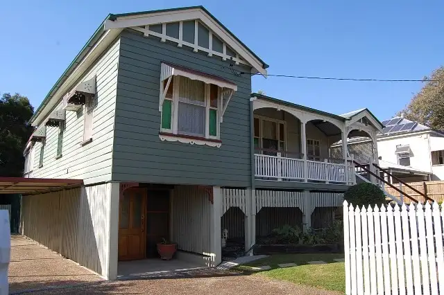 48 Glebe Road, Silkstone QLD 4304