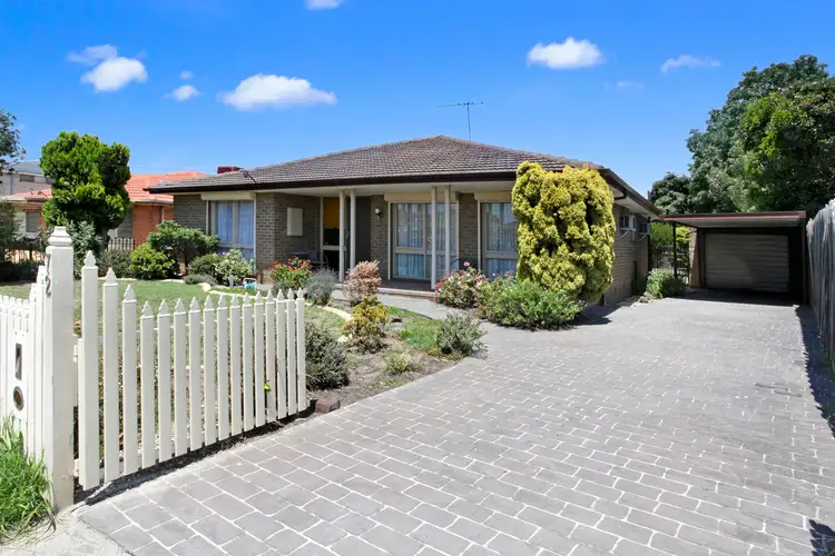 72 South Circular Road, Gladstone Park VIC 3043