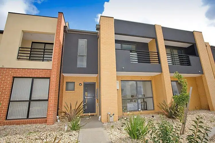 67 Swamphen Drive, Williams Landing VIC 3027