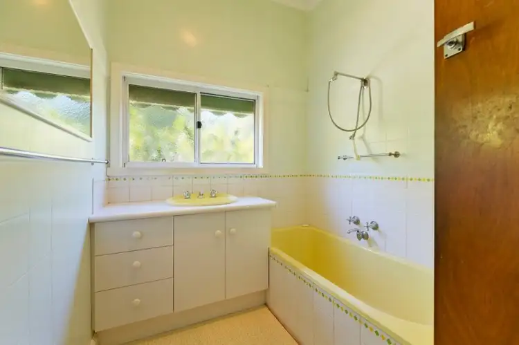 Sixth view of Homely house listing, 11 Treasure Street, Castlemaine VIC 3450