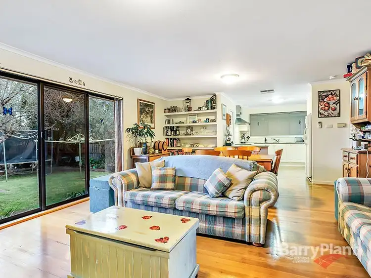 Fifth view of Homely house listing, 4 Glenmoyne Square, Werribee VIC 3030