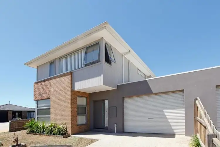 3/6 Orlando Drive, Truganina VIC 3029