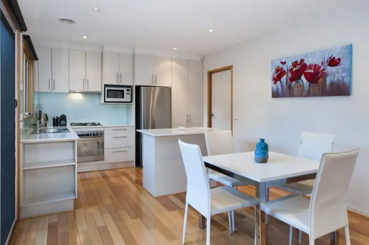 Third view of Homely house listing, 2/3 Cedar Court, Forest Hill VIC 3131